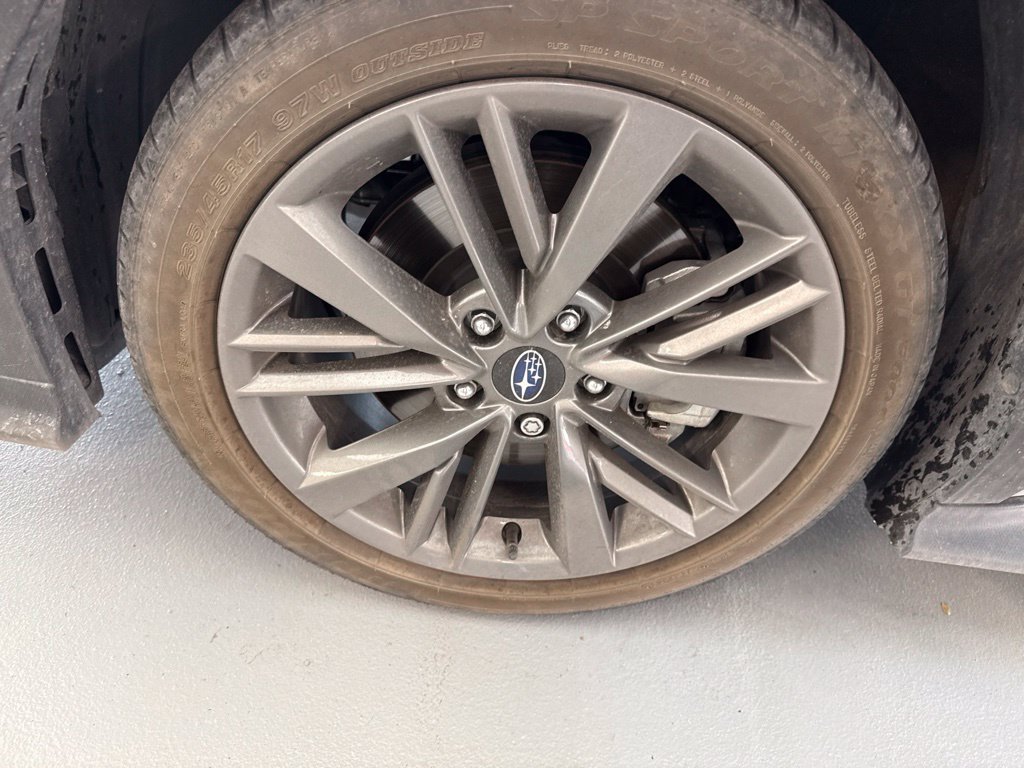 Used 2023 Silver Subaru Base image 7