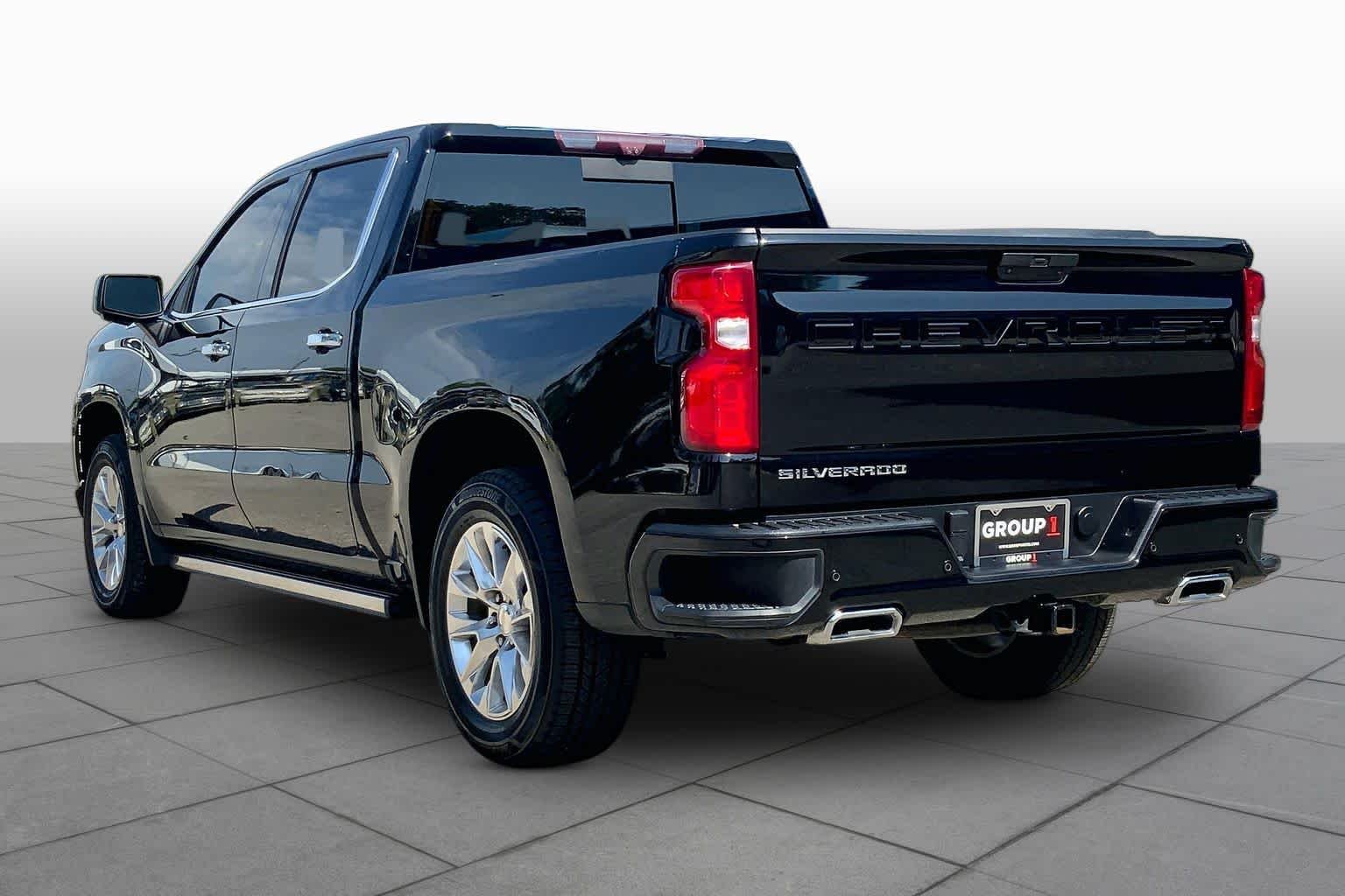 Used 2021 Black Chevrolet High Country image 11