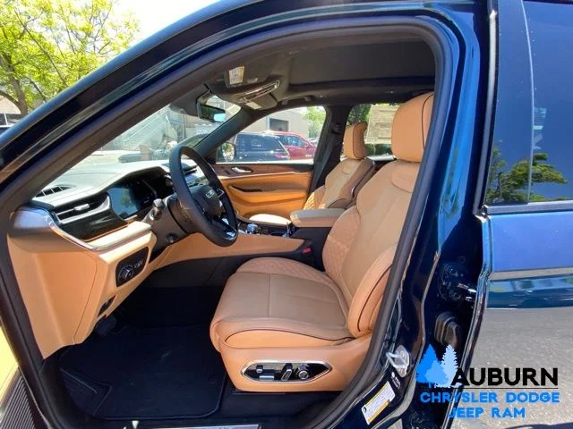 New 2026 Fathom Blue Pearl-Coat Exterior Paint Jeep Summit image 31