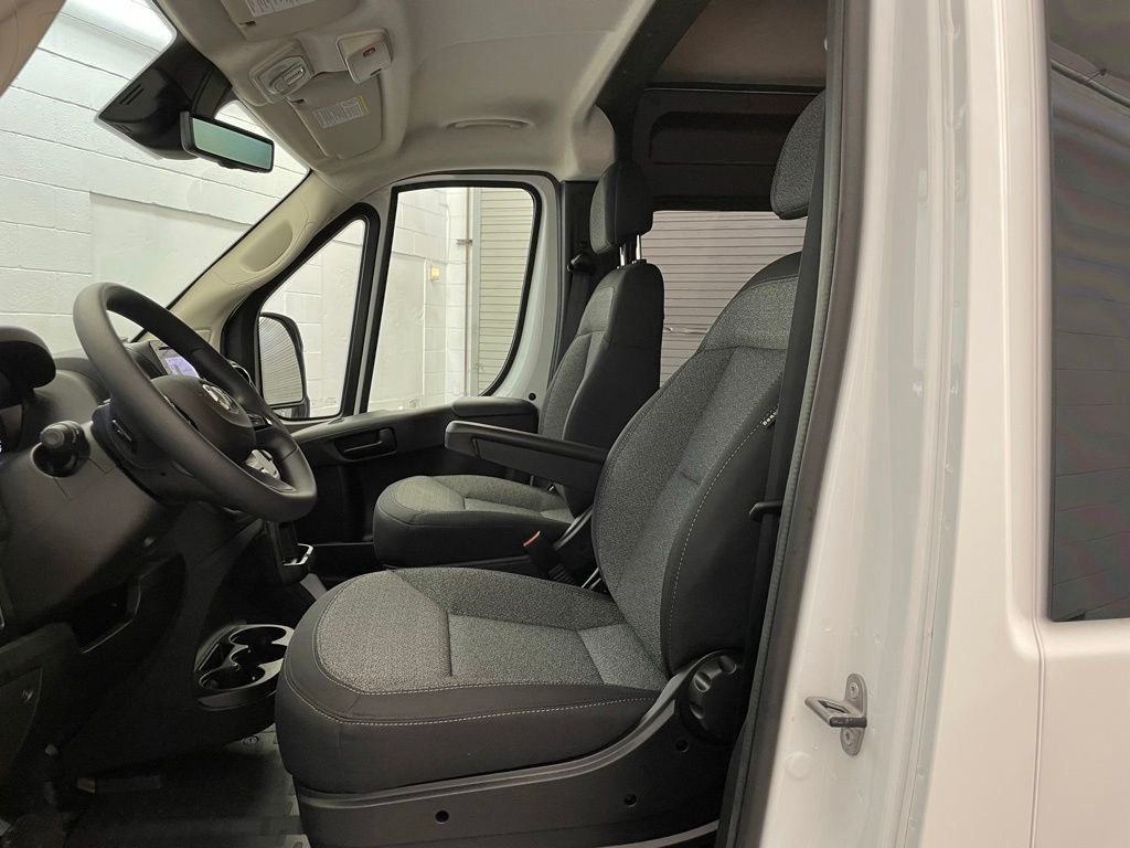 New 2026 Bright White Clear-Coat Exterior Paint RAM  image 15
