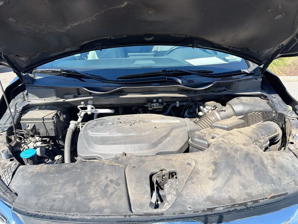 Used 2020 Black Honda EX-L image 31
