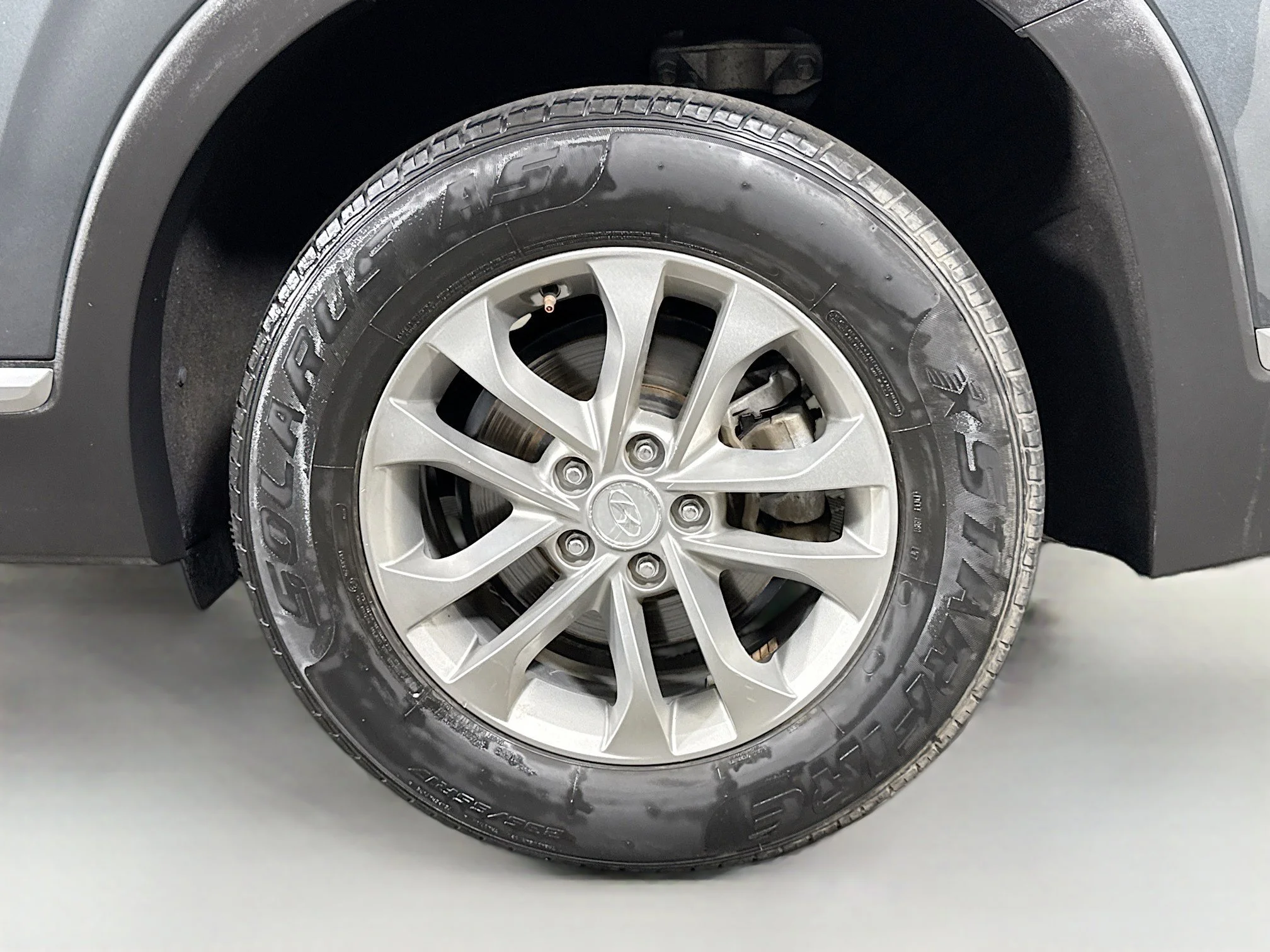 Used 2020 Rainforest Hyundai SE image 32