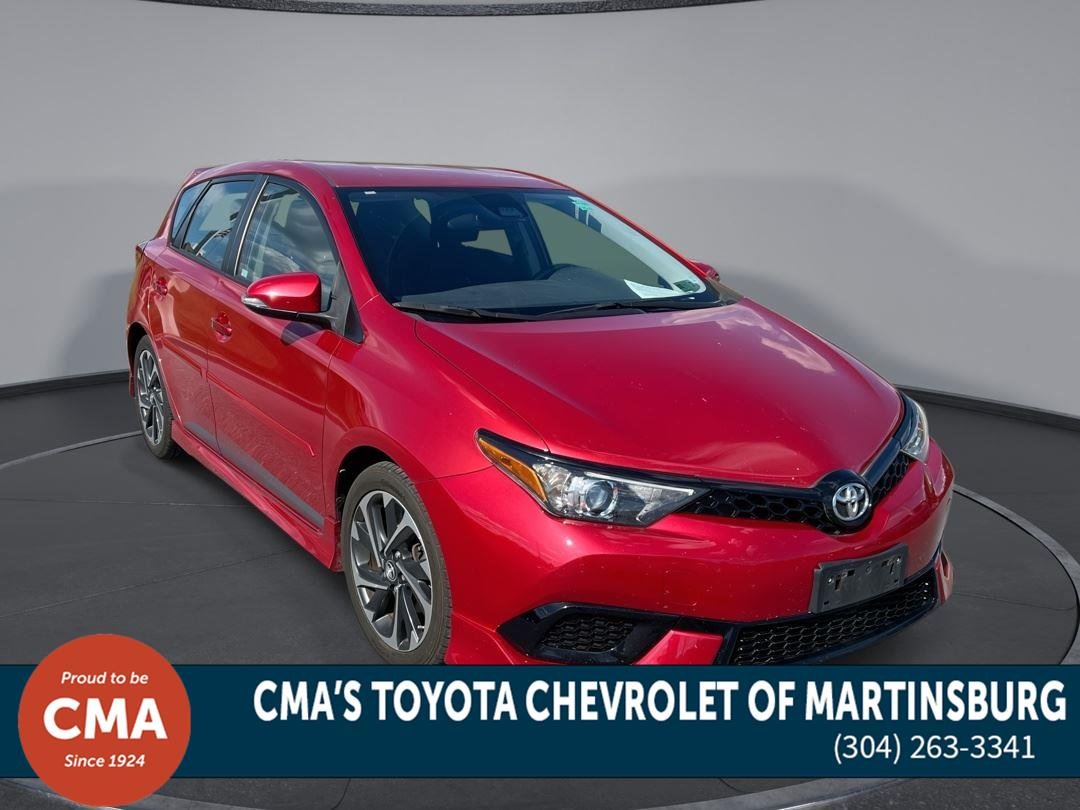 Used 2017 Barcelona Red Metallic Toyota BASE image 1