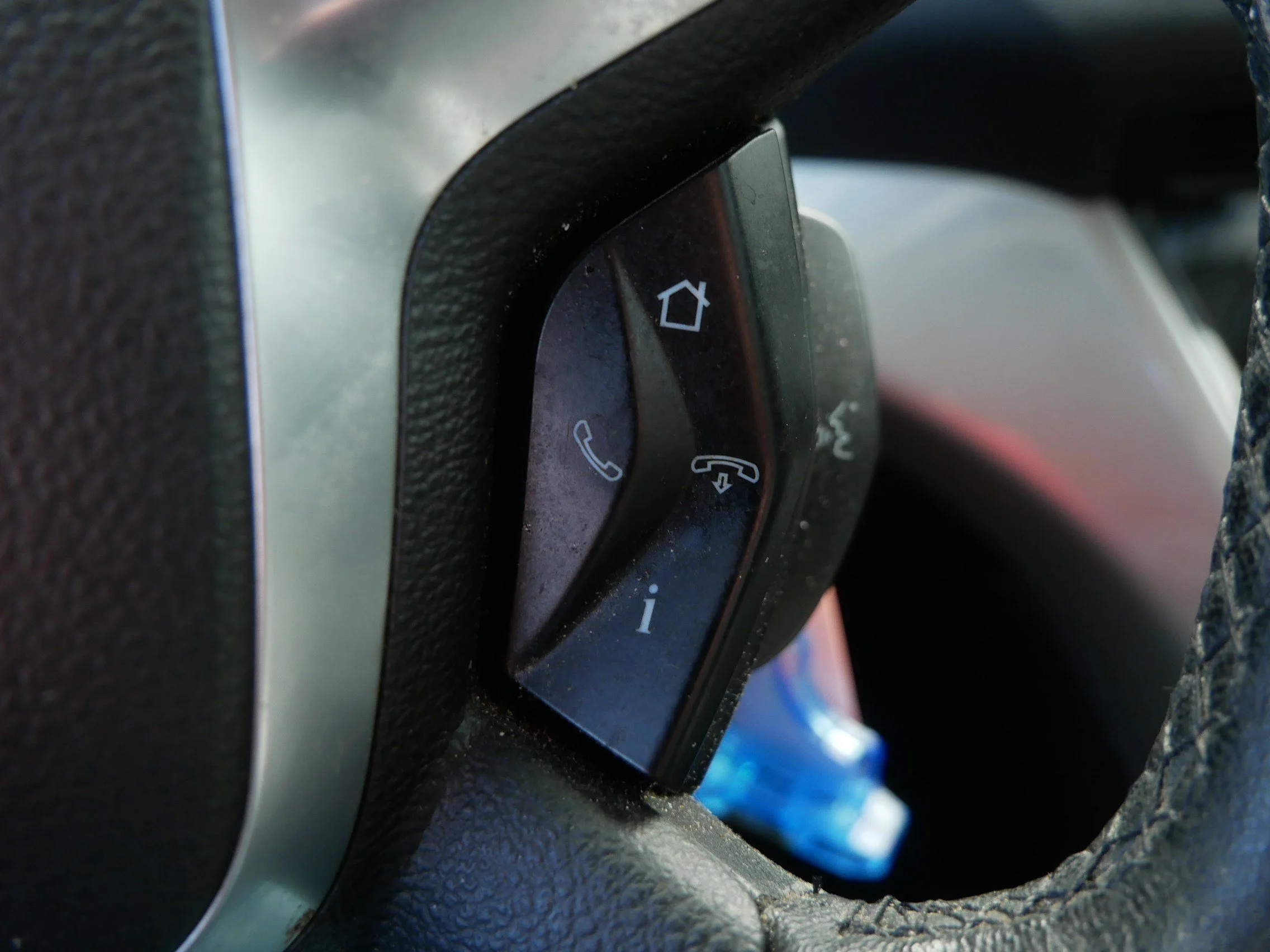 Used 2013 Sterling Grey Metallic Ford SEL image 25
