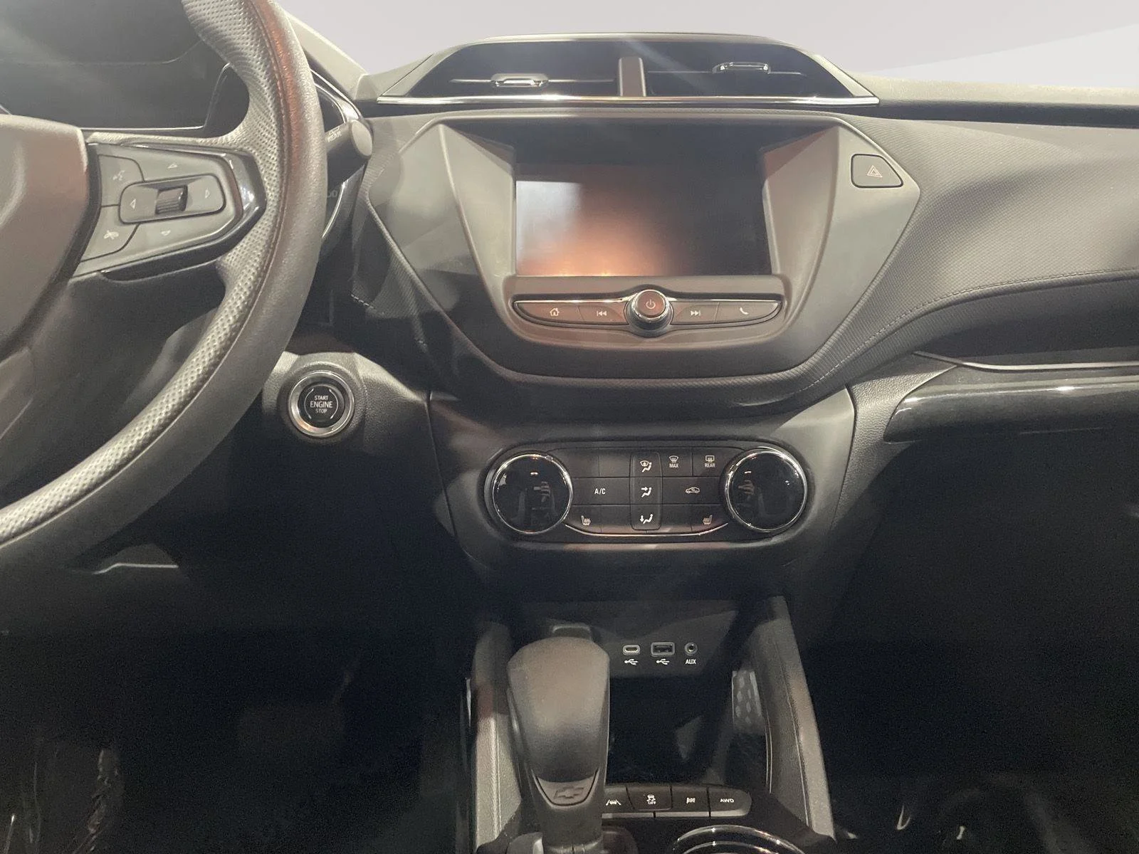 Used 2022 Summit White Chevrolet LT image 16