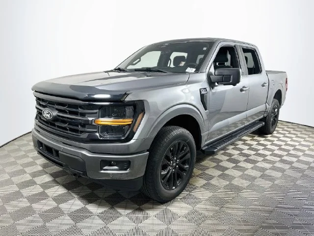 Certified Used 2024 Gray Ford XLT image 7