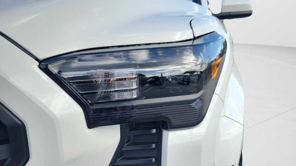 New 2026 Ice Cap Toyota  SR5 image 32