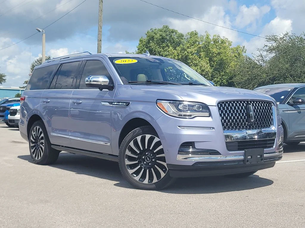 2022 Lincoln Navigator