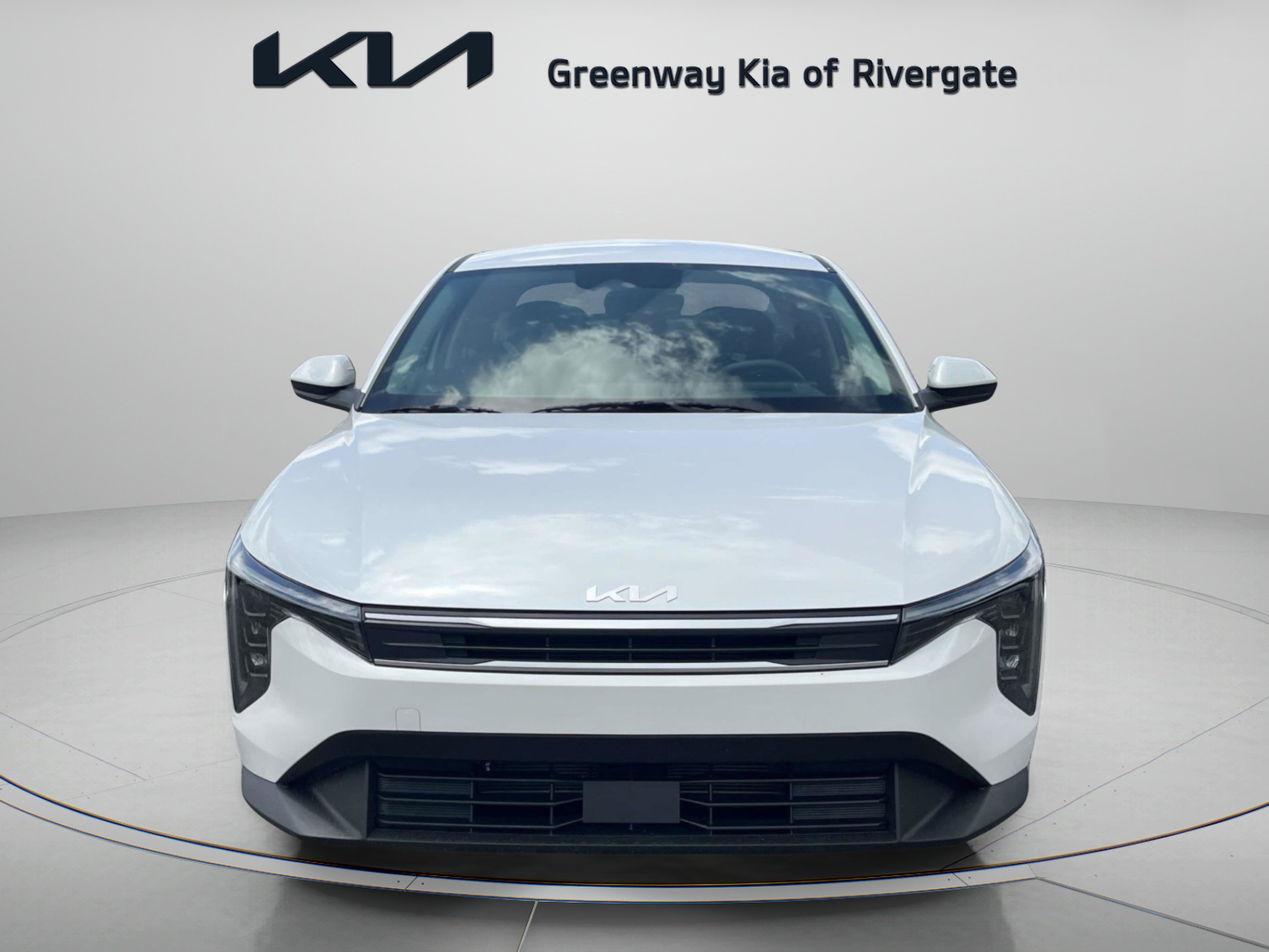 New 2026 Snow White Pearl Kia LXS image 2