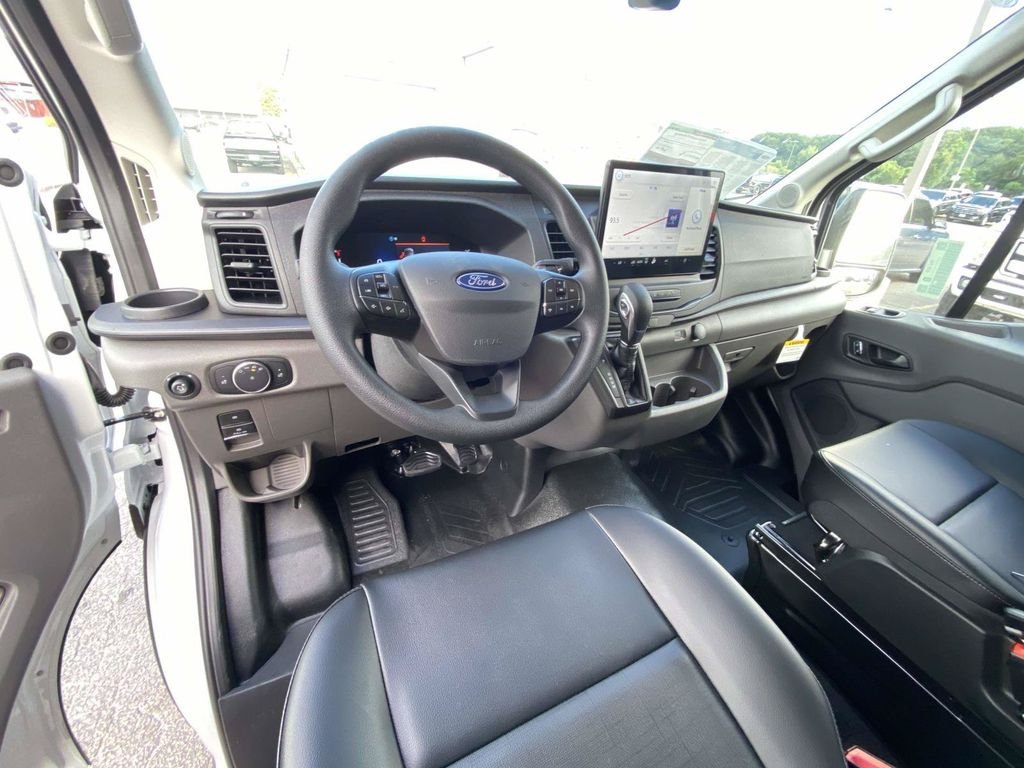 New 2026 Oxford White Ford Cargo Van image 11