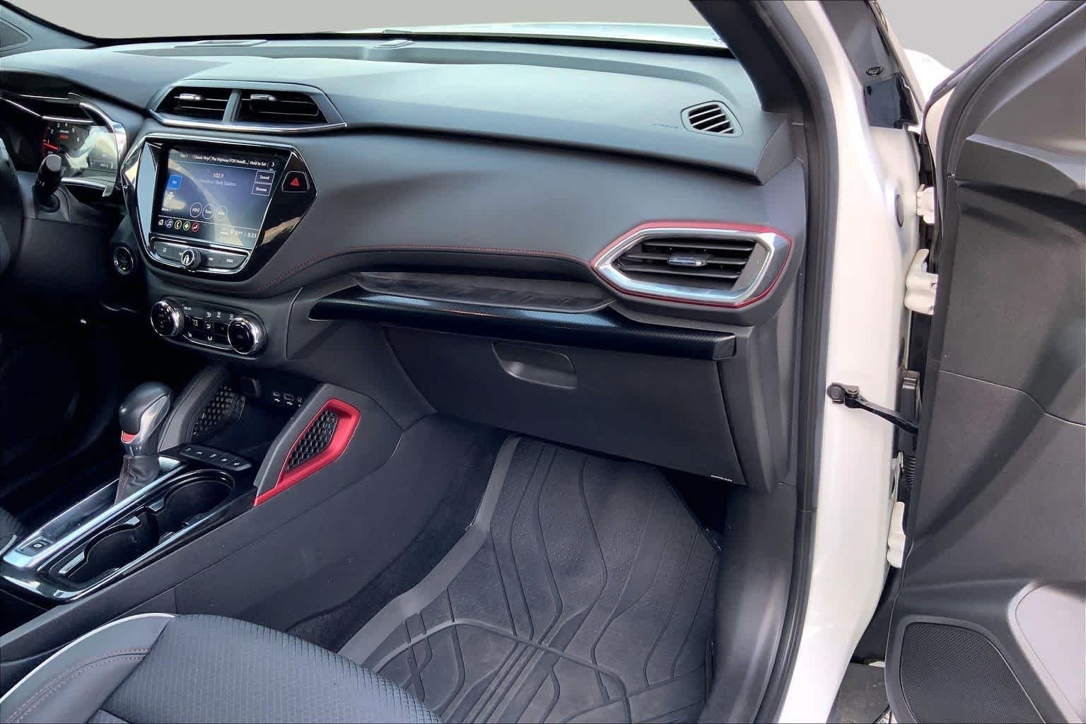 Used 2023 Summit White Chevrolet RS image 16