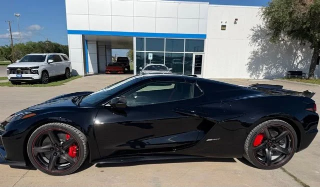 New 2025 Black Chevrolet 3LZ image 8