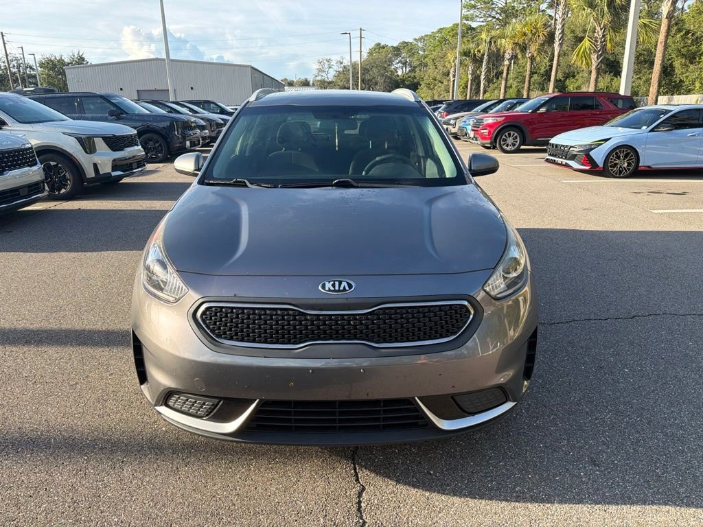Used 2018 Metal Stream Kia LX image 2