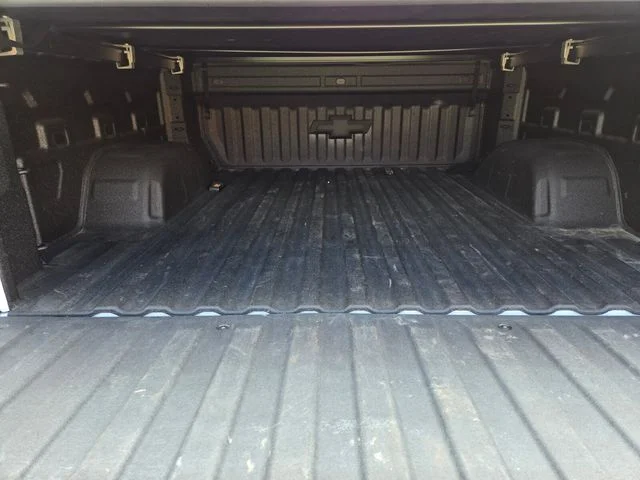 Used 2025 White Chevrolet Custom Trail Boss image 16