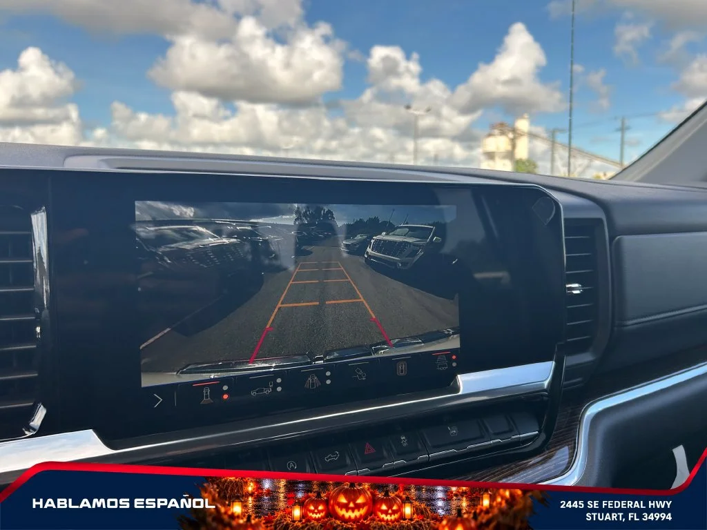 New 2026 Summit White GMC Elevation image 31