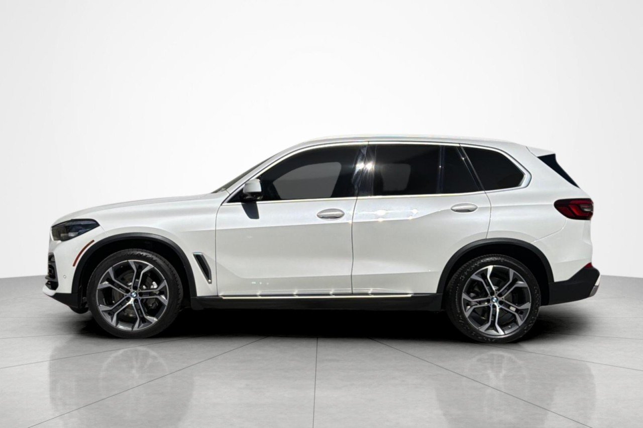 Used 2020 WHITE BMW sDrive40i image 2