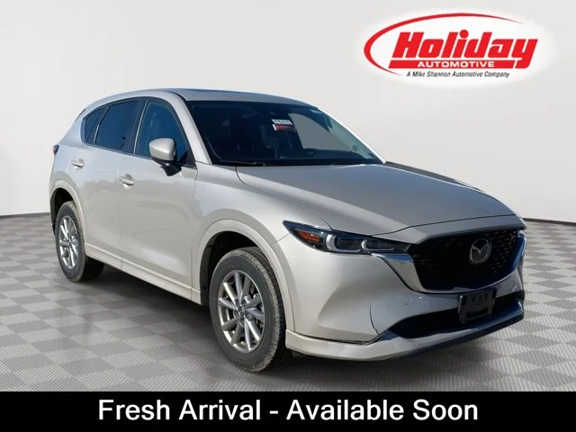 2025 Mazda CX-5 S Preferred package Auto AWD's photo