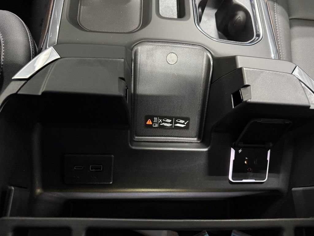 New 2026 Onyx Black GMC SLT image 33