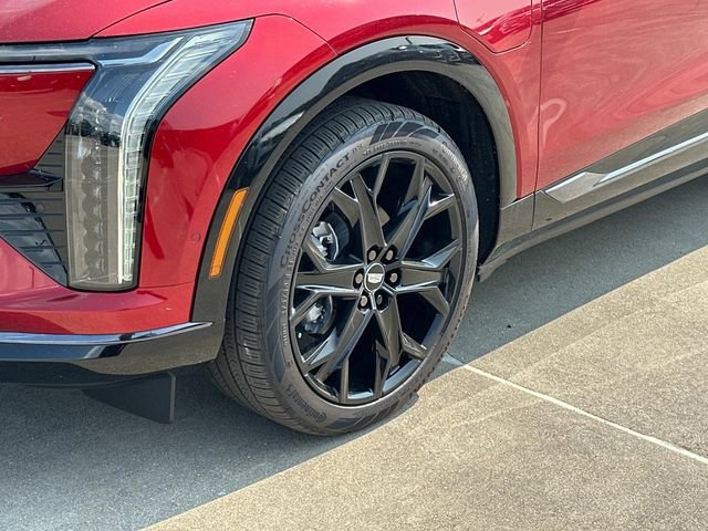 2025 Cadillac OPTIQ Sport 2 - Photo 17