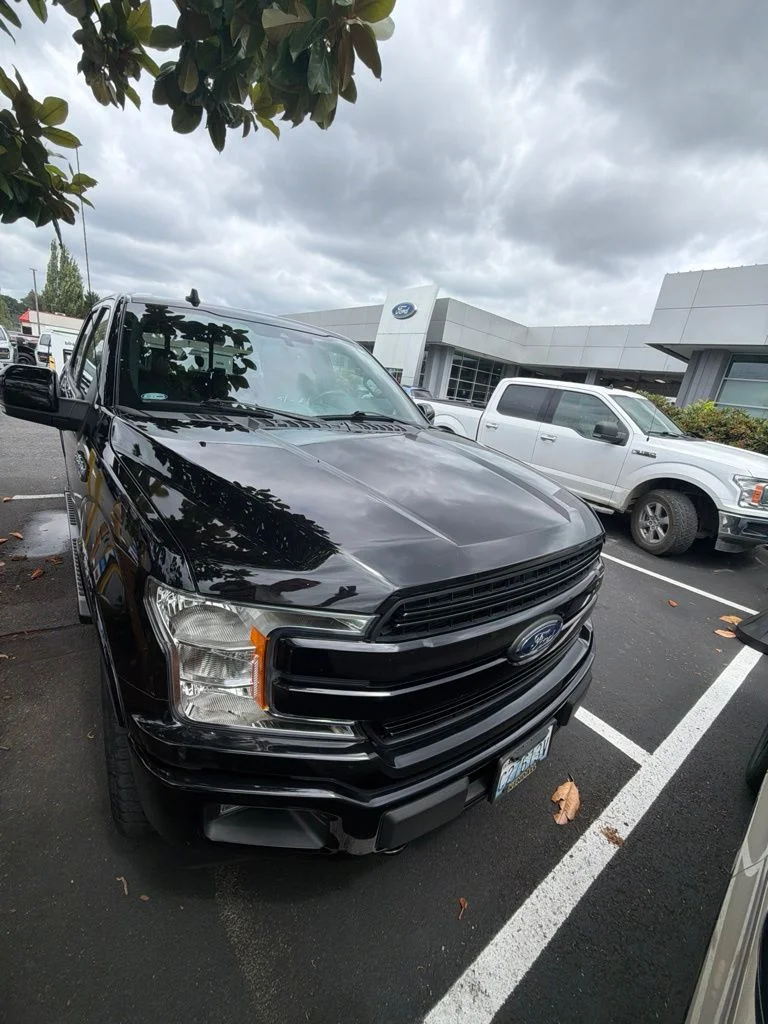 Used 2020 Black Ford Lariat image 4