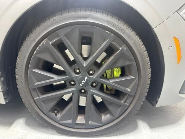 Used 2025 Gray Kia GT image 4