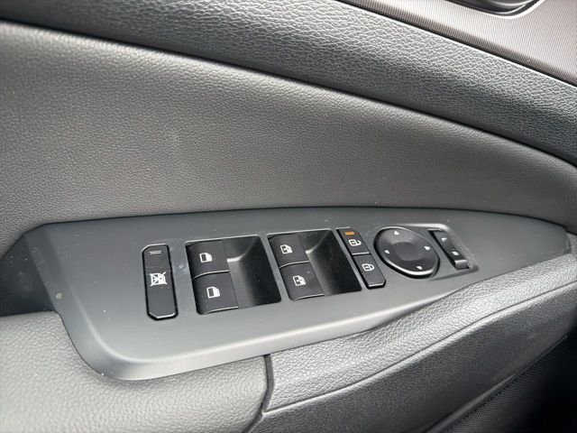 New 2026 Wolf Gray Kia EX image 25