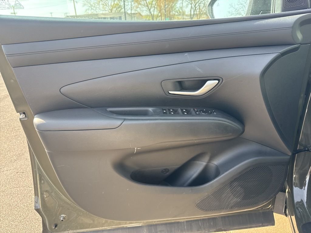 Certified Used 2025 Green Hyundai SE image 15