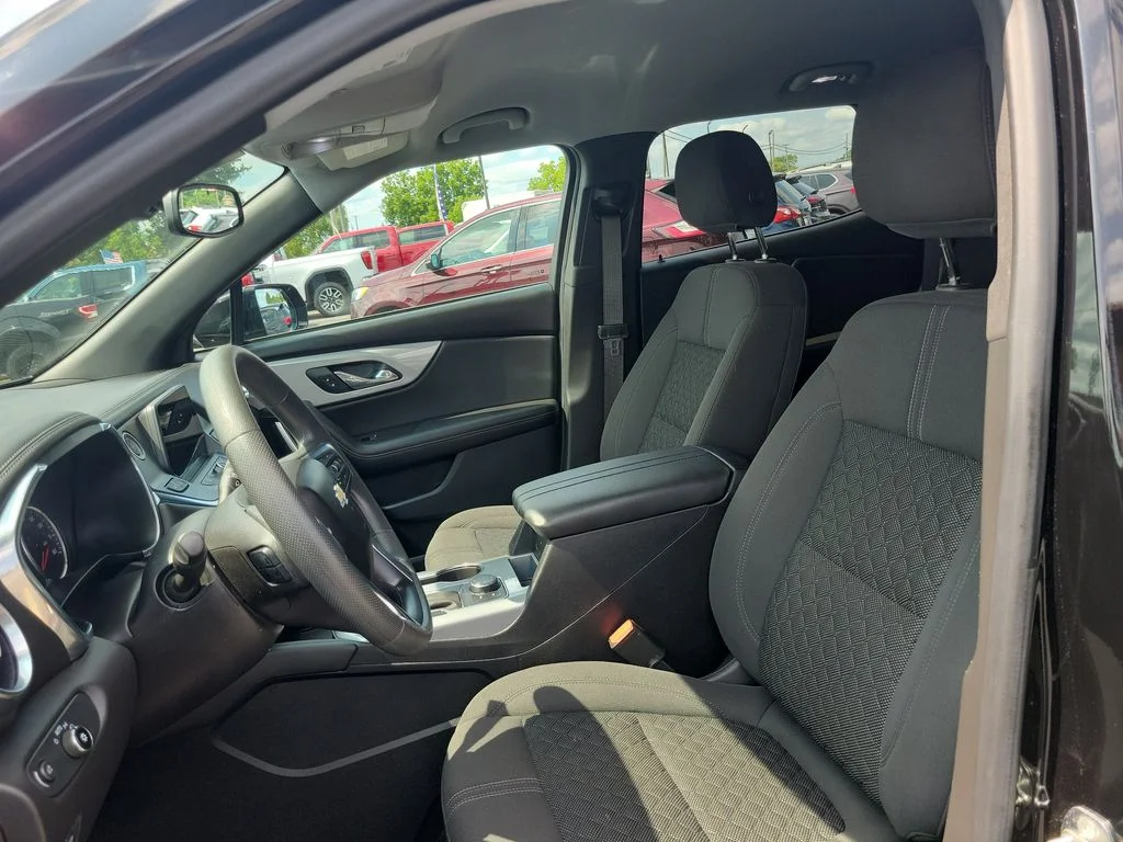 Used 2021 Black Chevrolet LT image 5