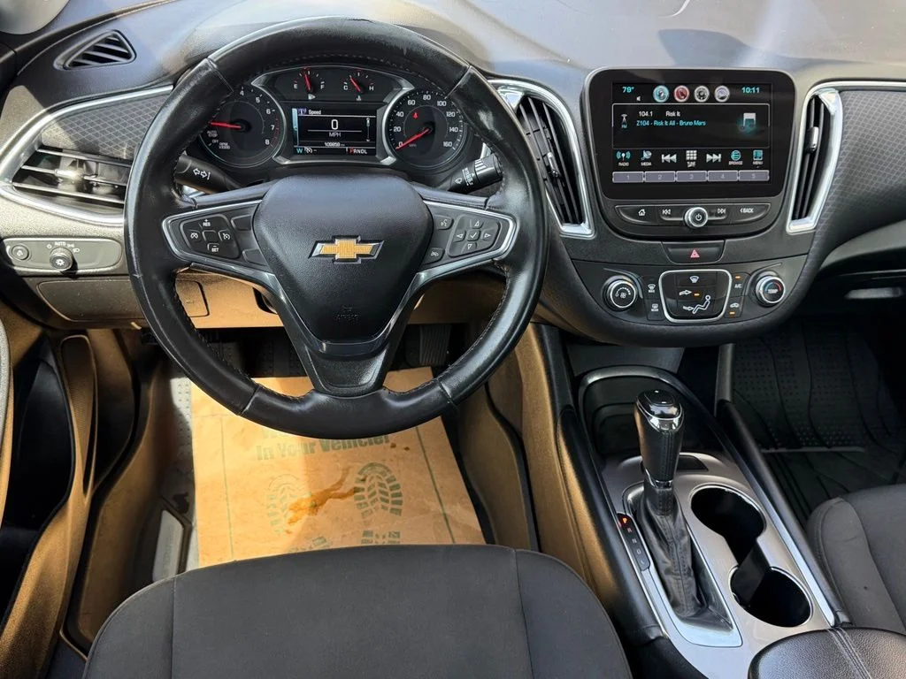 Used 2018 Black Chevrolet LT image 16