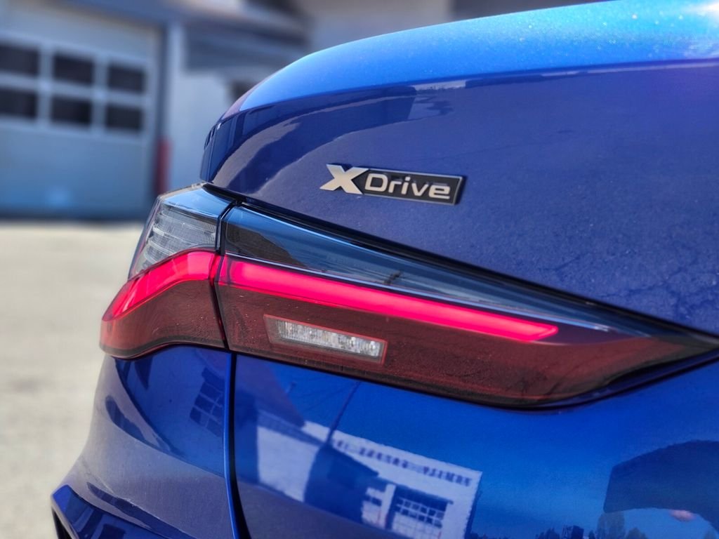 Used 2022 Blue BMW M440i xDrive image 17