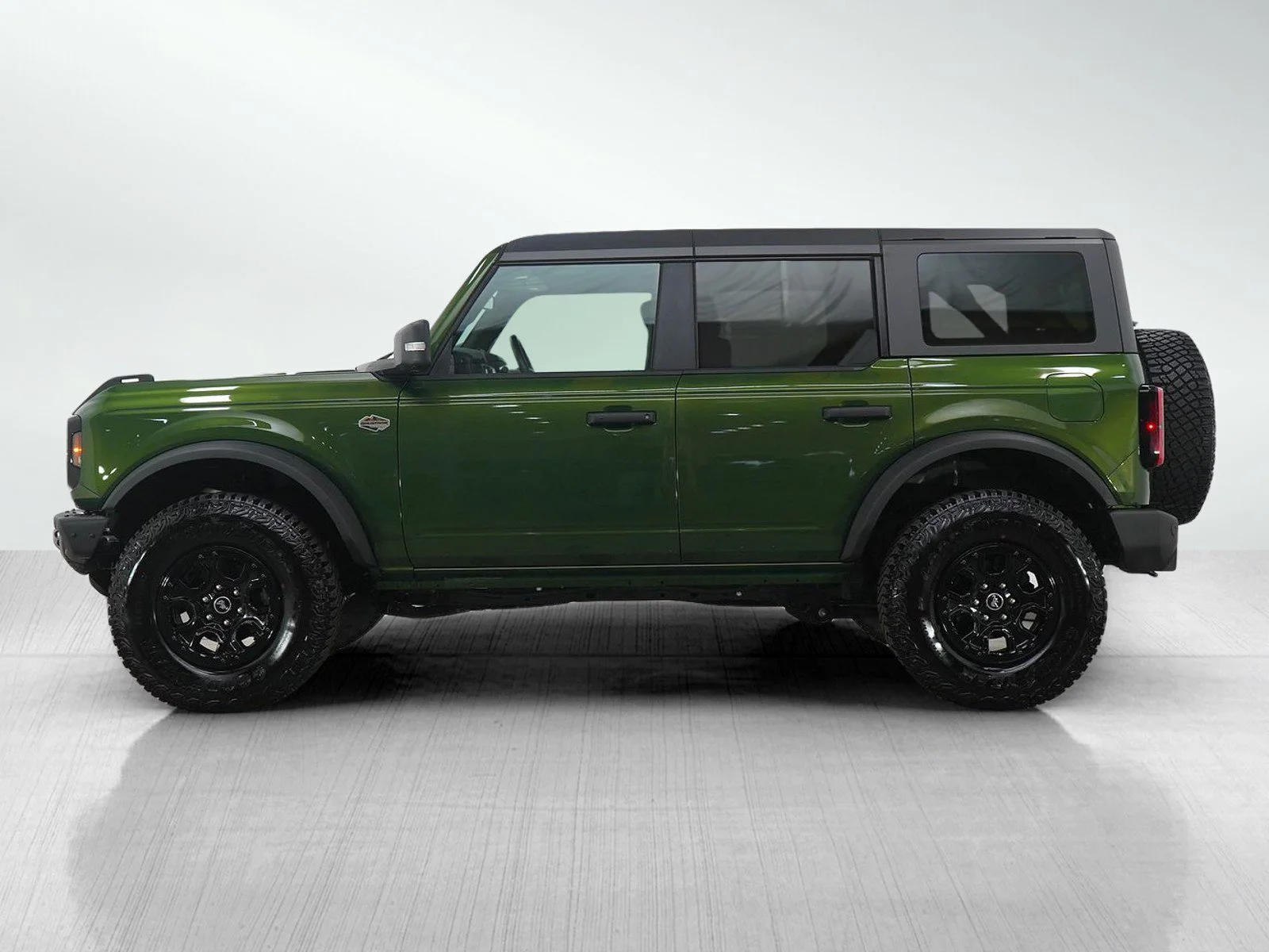 Used 2024 Ford Bronco 4-Door Wildtrak with VIN 1FMEE2BPXRLA07283 for sale in Minneapolis, Minnesota