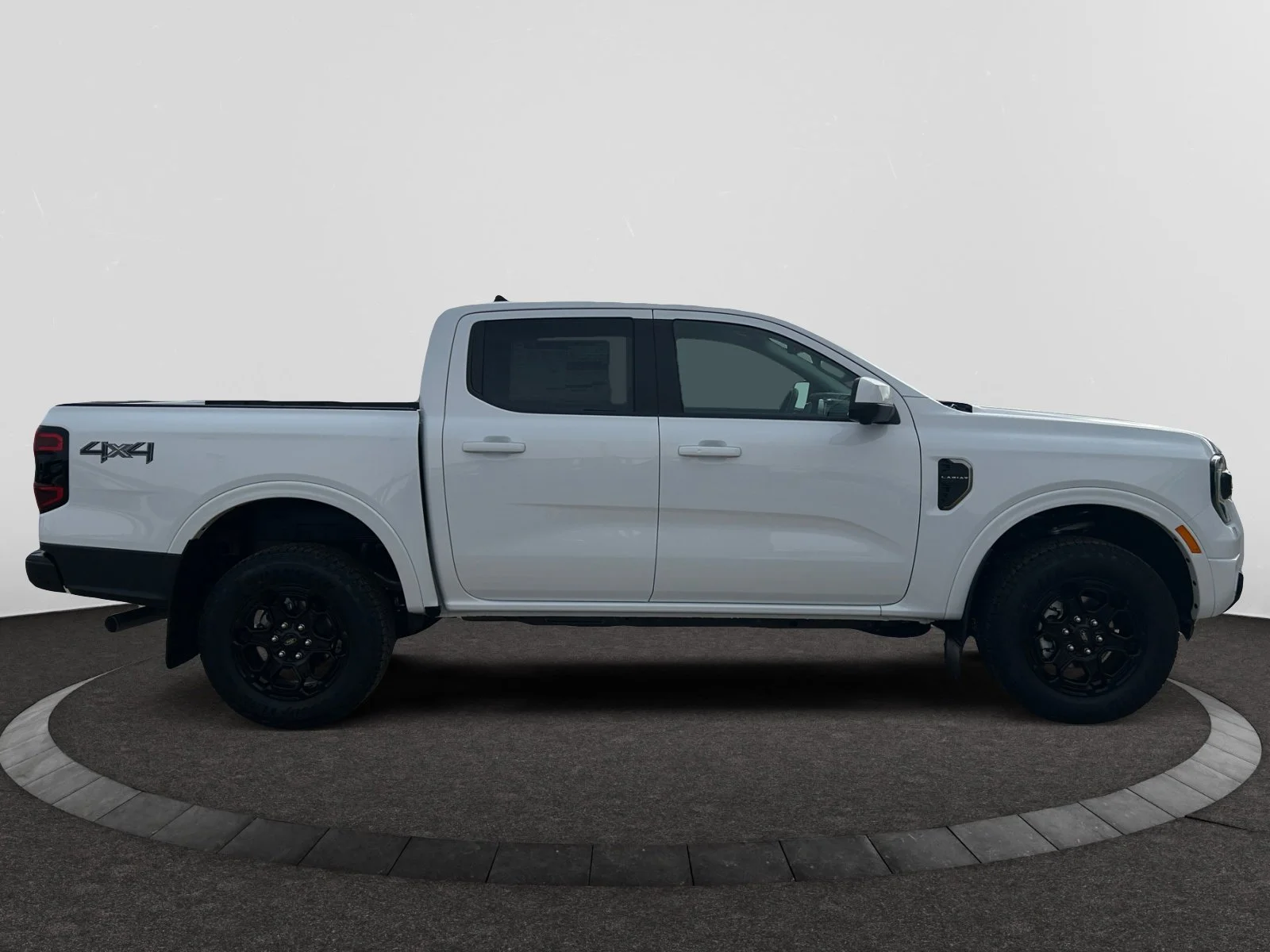 New 2026 Oxford White Ford Lariat image 6