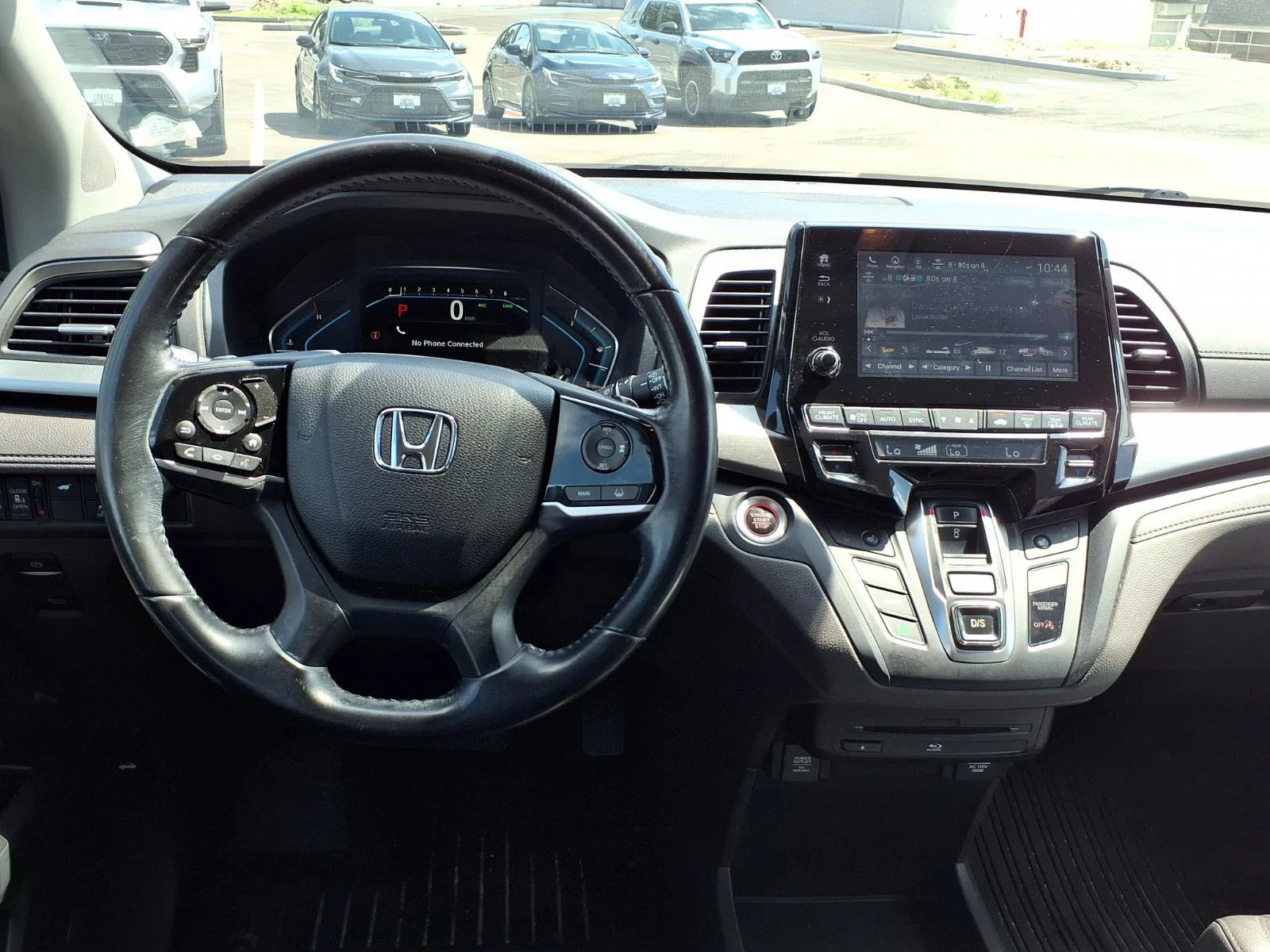 Used 2018 Crystal Black Pearl Honda Touring image 5