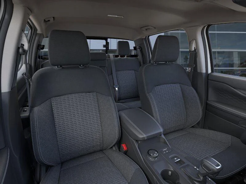 New 2025 Oxford White Ford XLT image 10