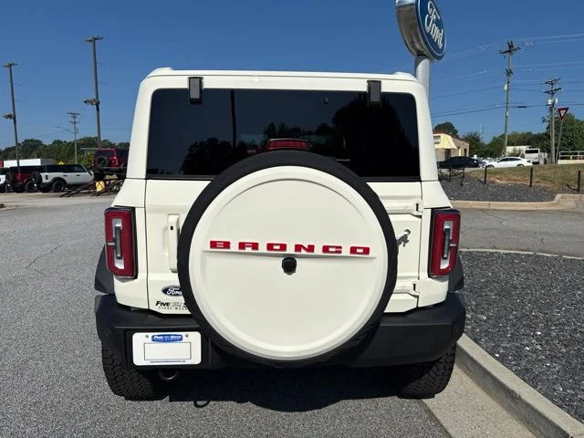 New 2026 Wimbledon White Ford Outer Banks image 8