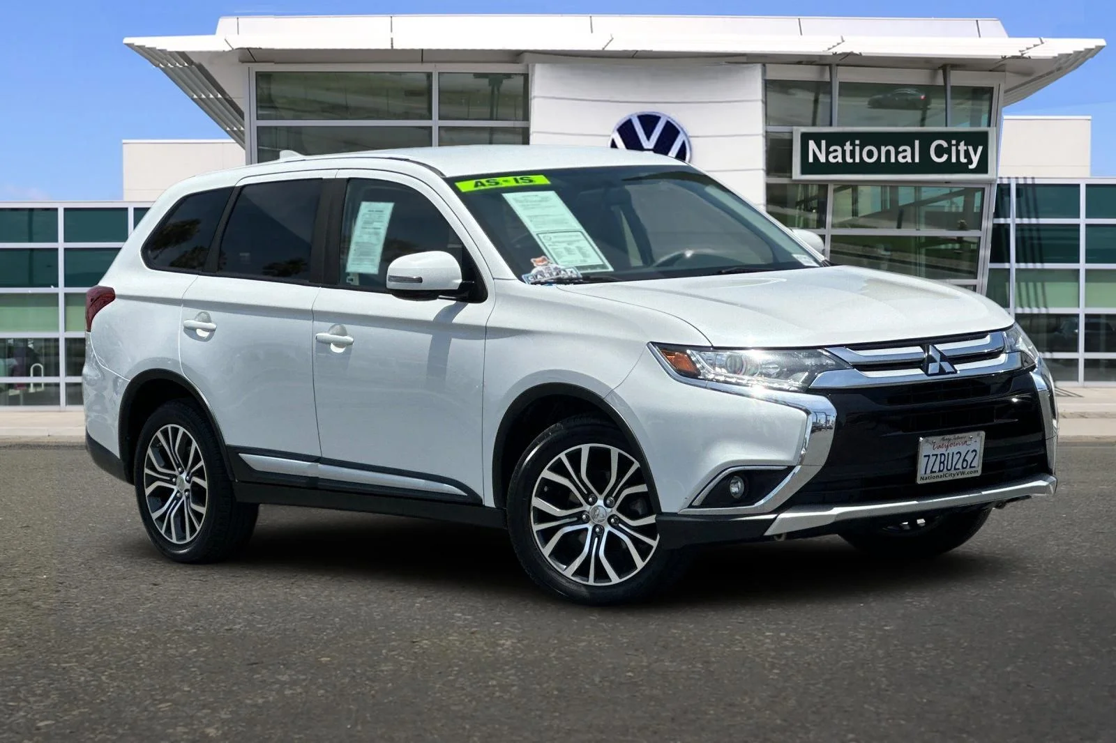 Used 2017 Mitsubishi Outlander SE with VIN JA4AD3A39HZ040923 for sale in National City, CA