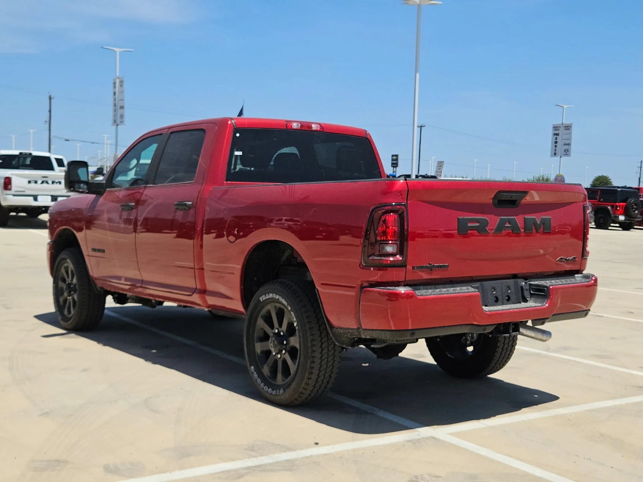 New 2026 Molten Red Pearl-Coat Exterior Paint RAM Big Horn image 5