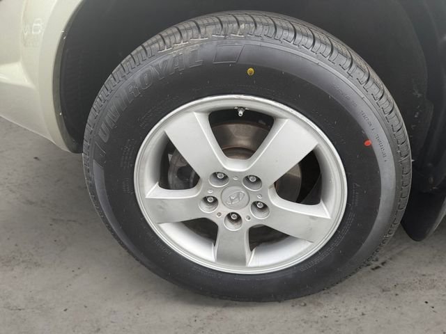 Used 2008  Hyundai GLS image 14