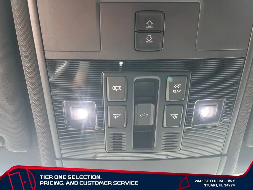 Used 2020 Gray Volkswagen 3.6L V6 SEL Premium image 27