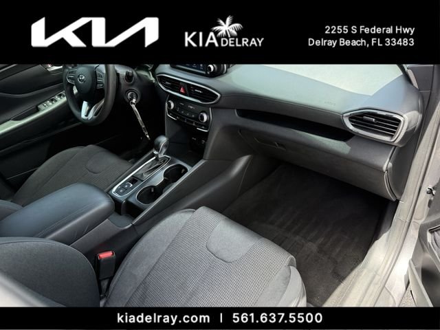 Used 2020 Gray Hyundai SE image 9