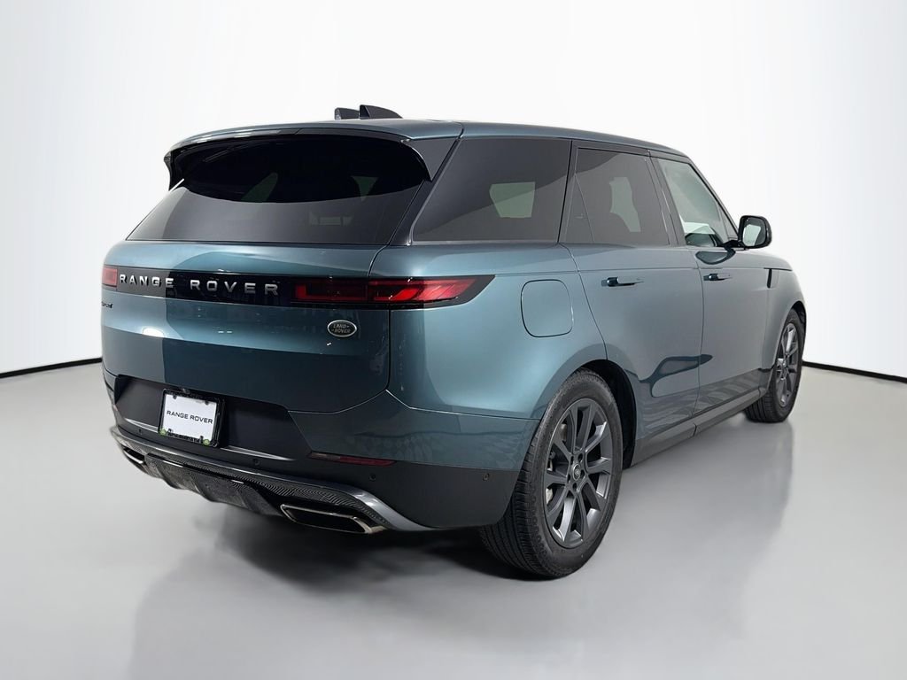 Used 2023 Giola Green Metallic Land Rover SE image 5