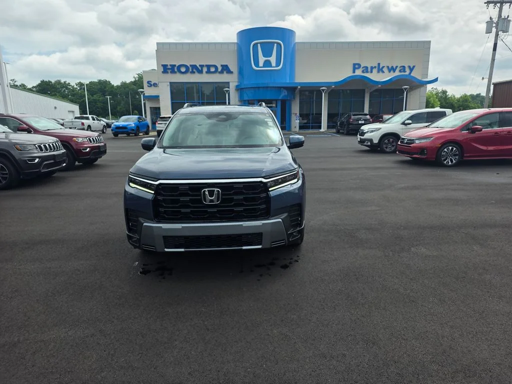Certified Used 2026 Smoke Blue Pearl Honda Touring image 9