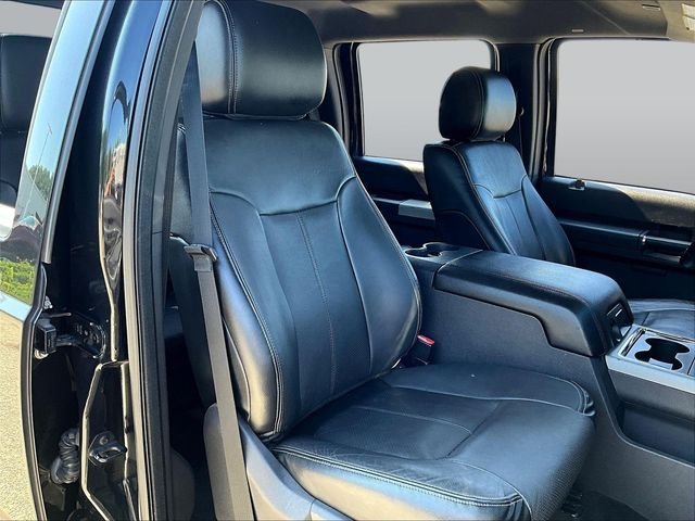 Used 2015 Black Ford Lariat image 32