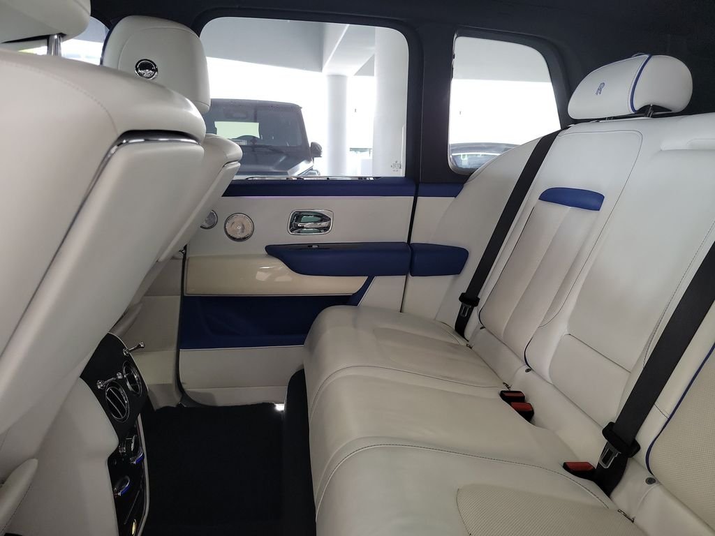 Used 2022 White Rolls-Royce Base image 12