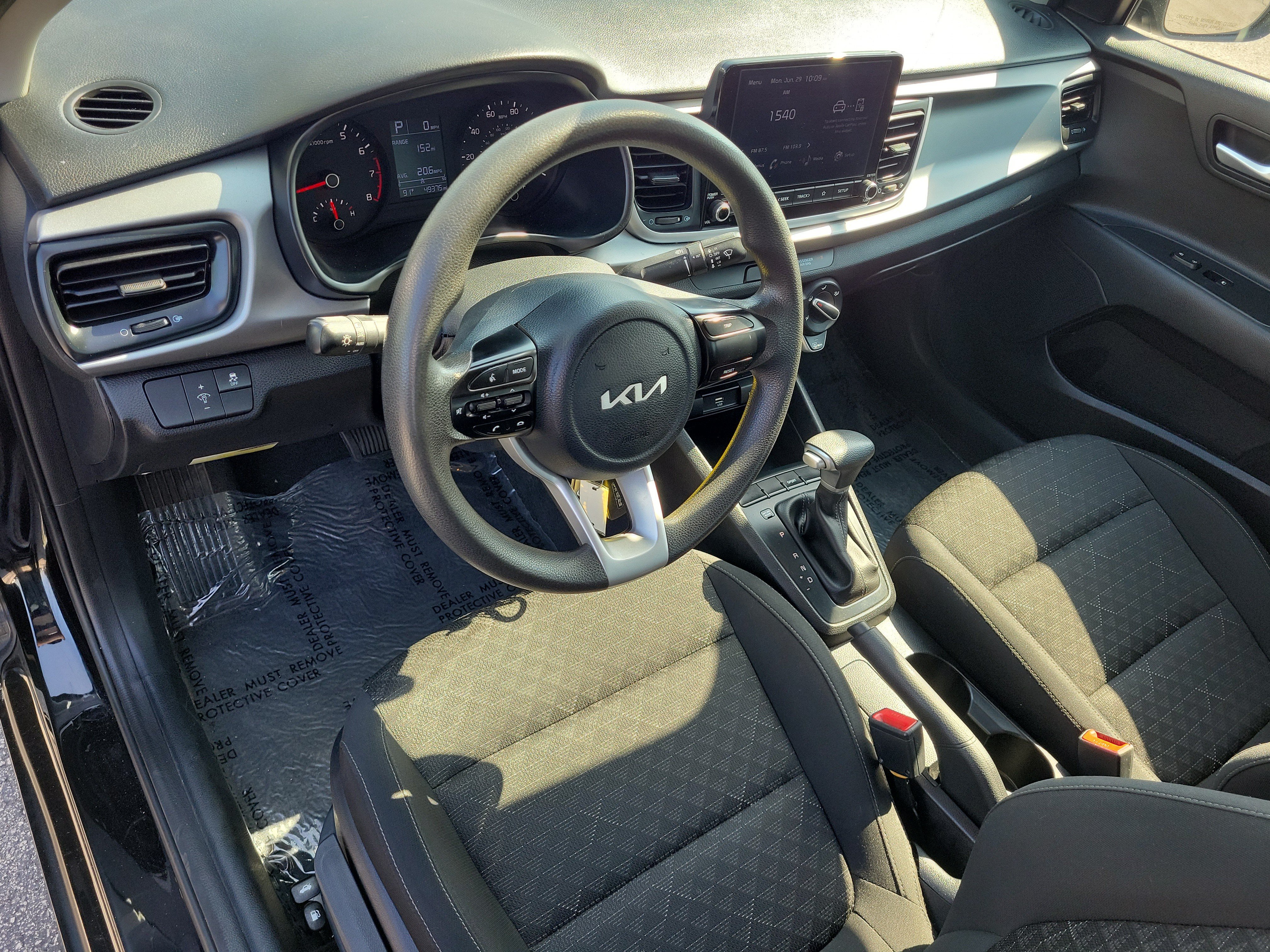 Used 2022 Aurora Black Kia LX image 13