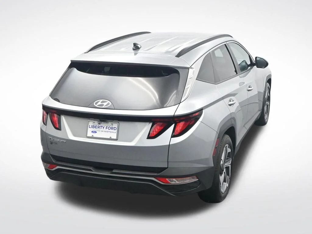 Used 2024 Silver Hyundai SEL image 36