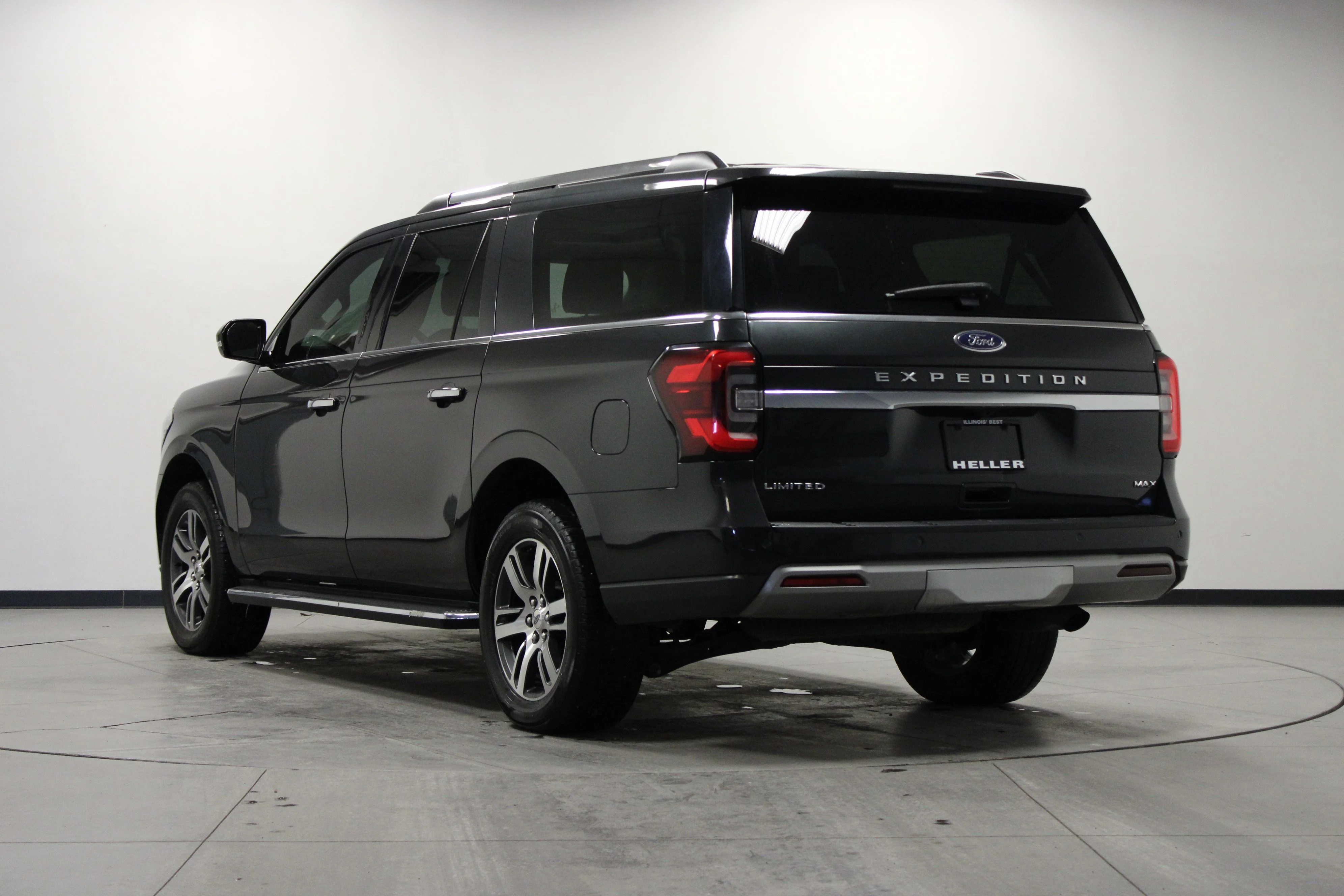 Used 2022 Dark Matter Metallic Ford Limited image 6