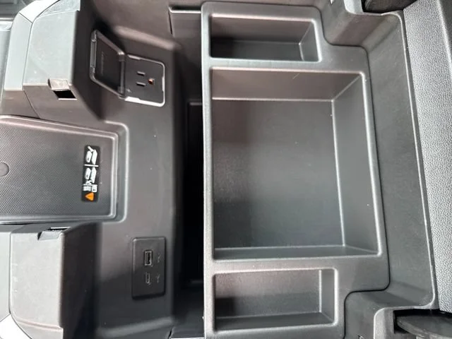 New 2026 Sterling Metallic GMC SLT image 29