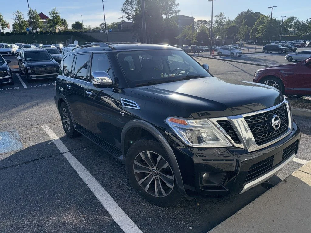 Used 2018 Black Nissan SL image 6