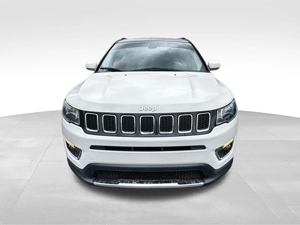 Used 2019 White Jeep Limited image 3